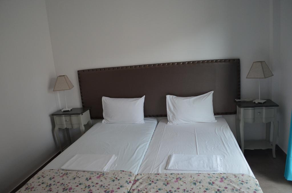 Emmeleia Accommodation By Maria Riga Ouranoupoli Esterno foto